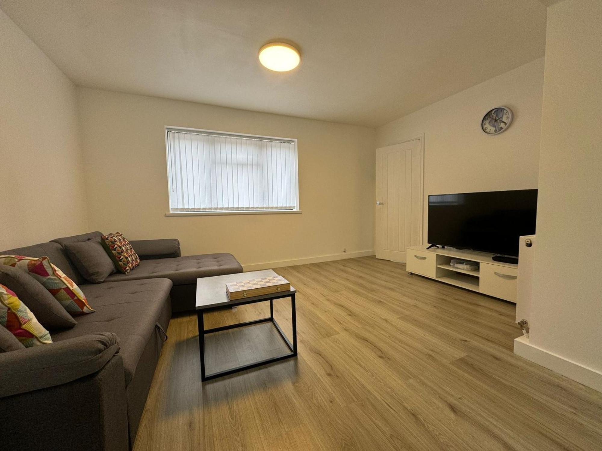 Villa Superb Cozy House In Warrington Extérieur photo