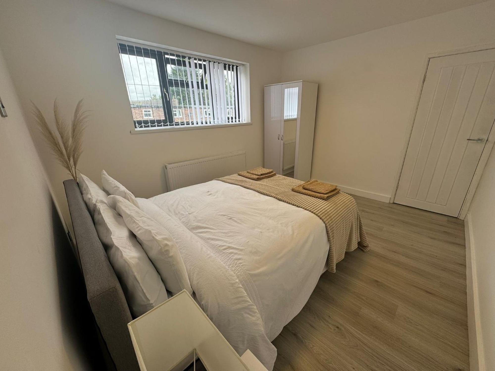 Villa Superb Cozy House In Warrington Extérieur photo